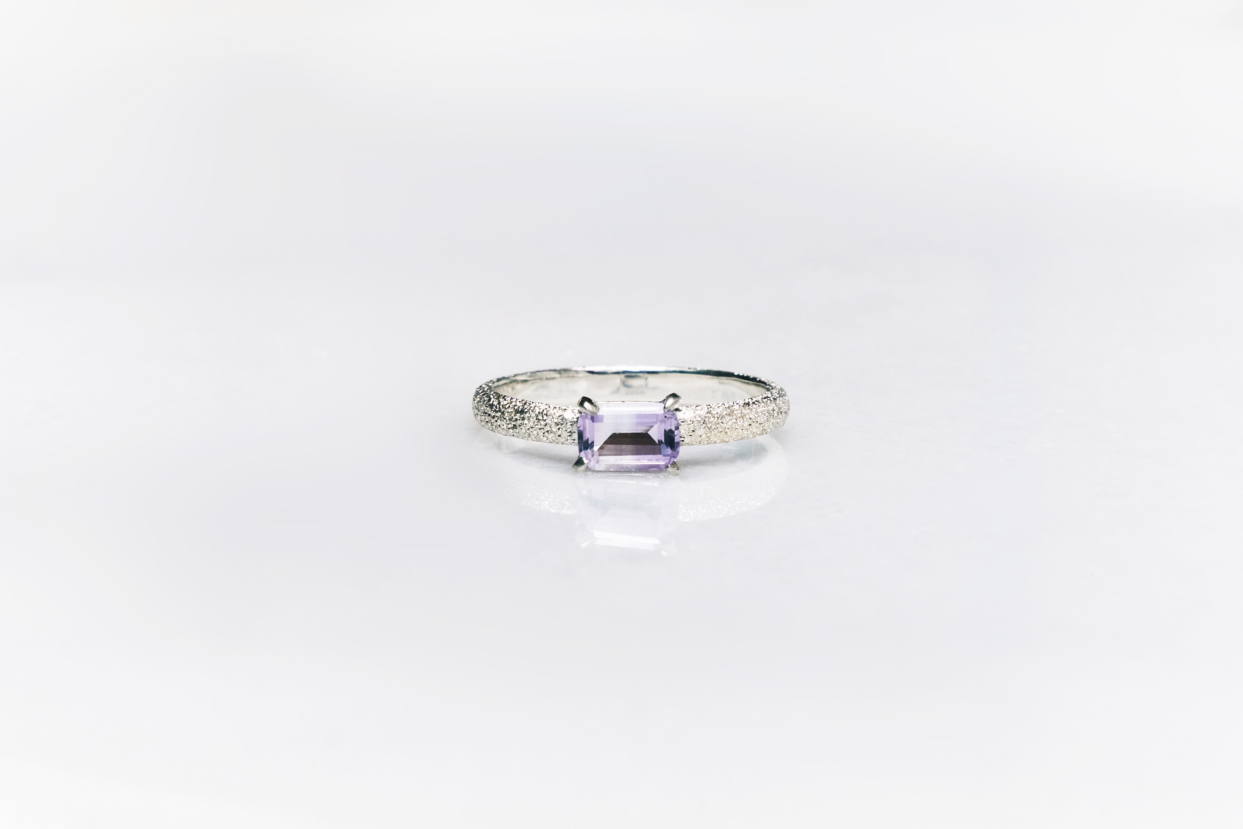 《spark》スパーク バイカラーアメジスト