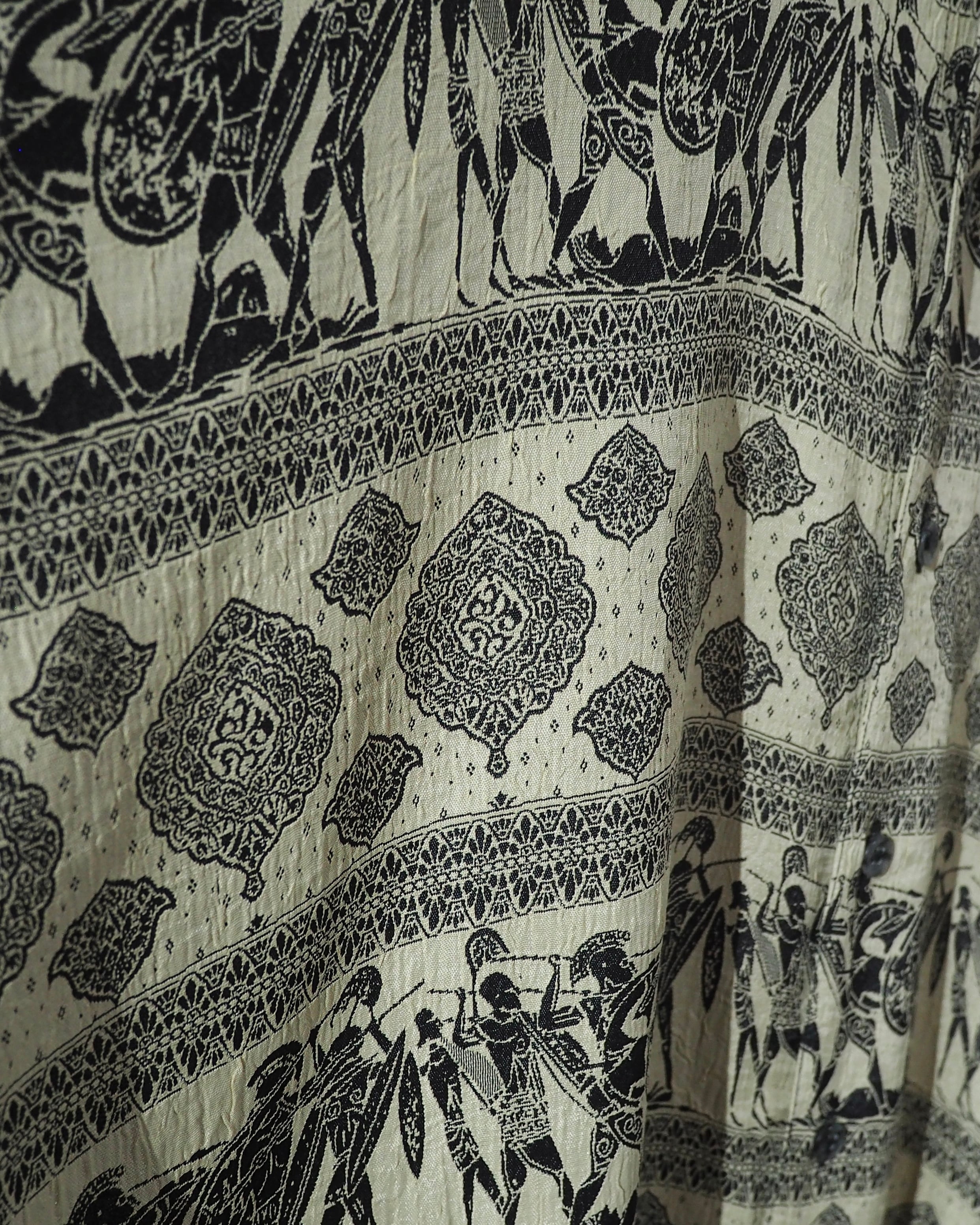 1990s " GOOUCH- Phiz " Soldier × Geometric pattern Embossed vintage Drape loose shirt