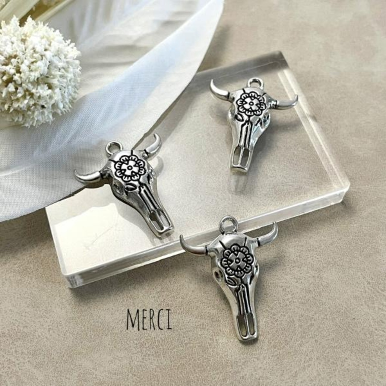 バッファローシルバーチャーム