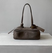 マット牛革トートバッグ