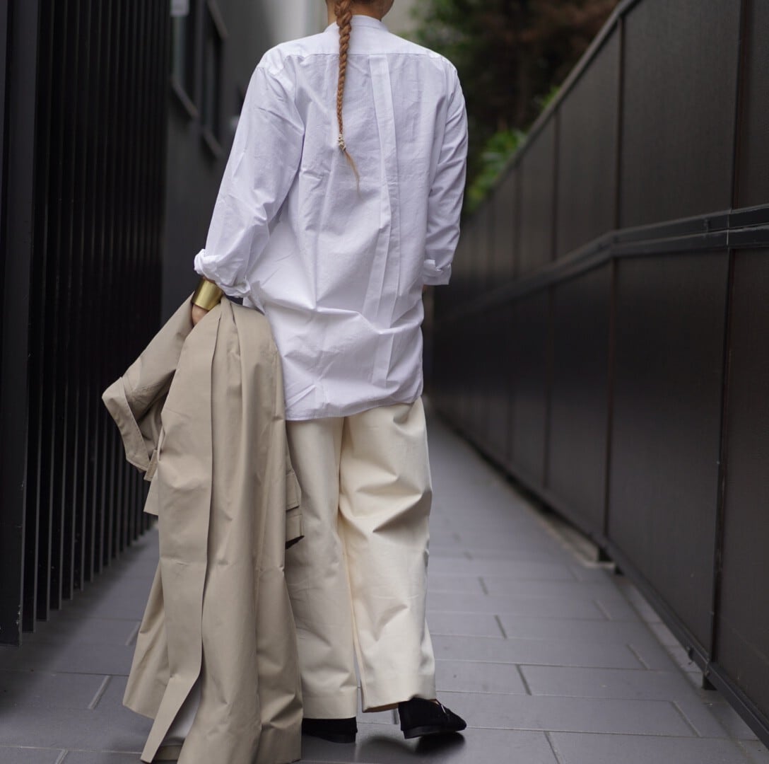 COMOLI(コモリ)バンドカラーシャツ white | Debby