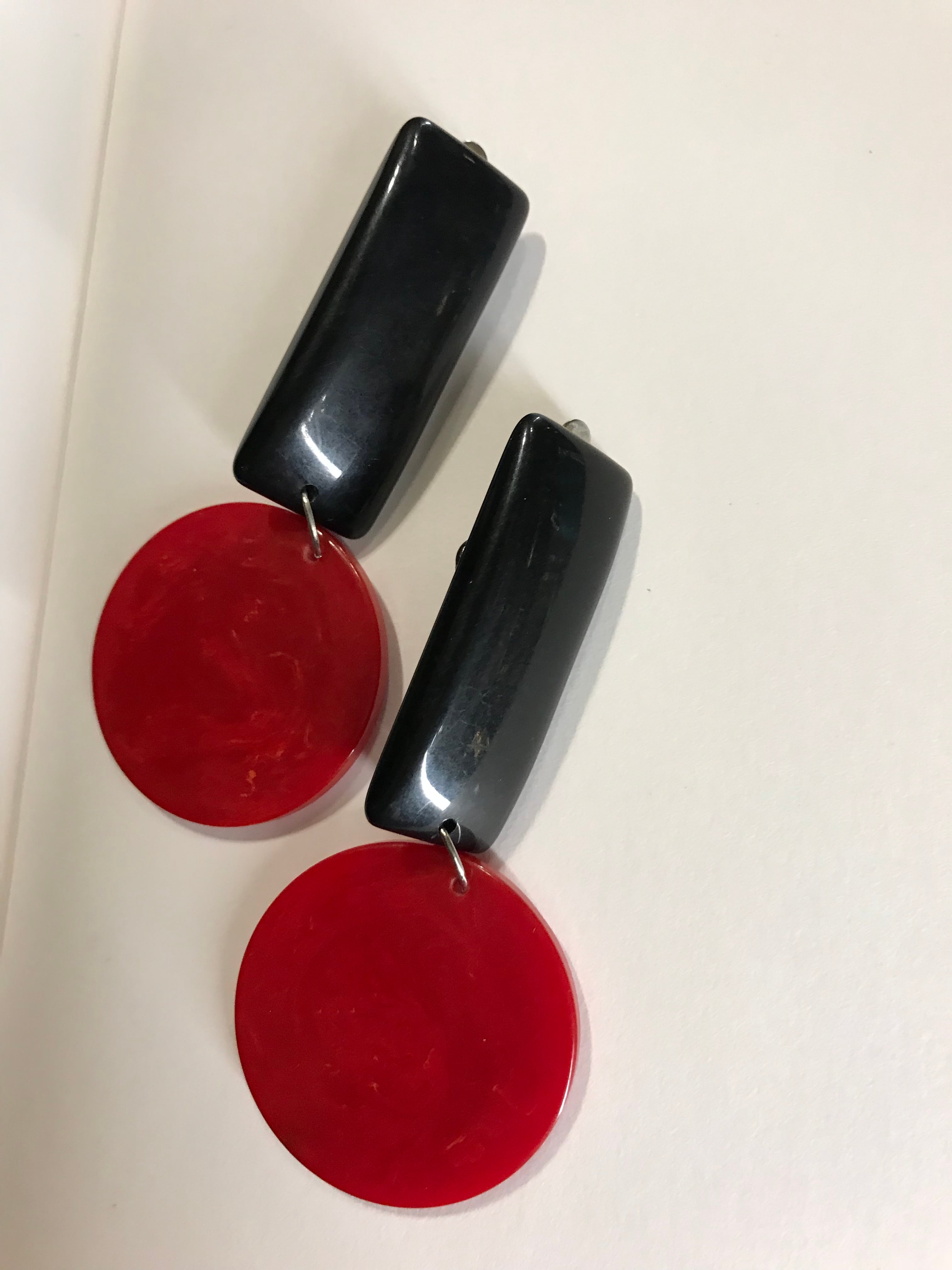 Desiner's bakelite red × black earrings ( デザイナーズ ベークライト ブラック × レッド イヤリング)