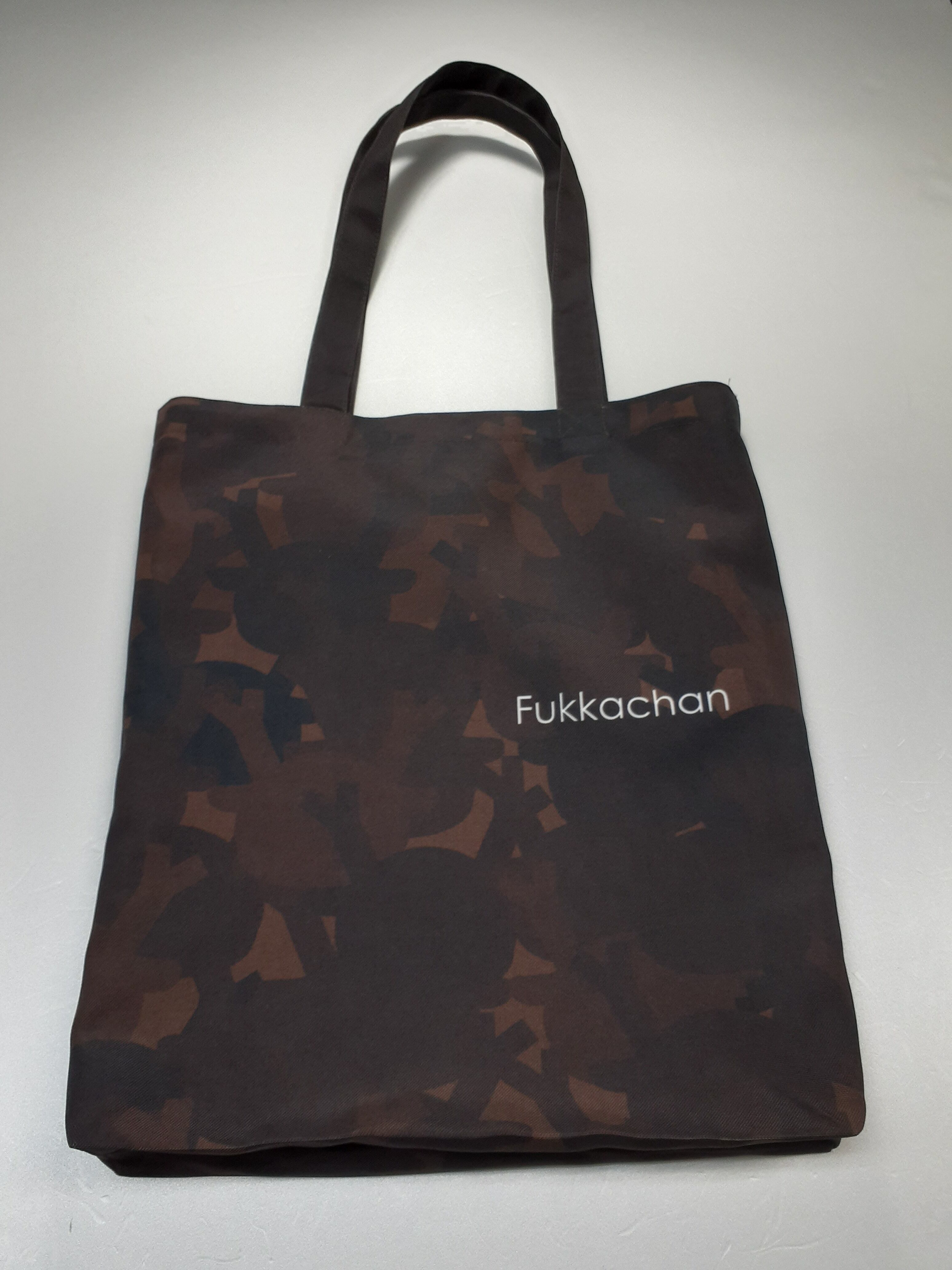 ふっかちゃんシルエットトートバッグ〈迷彩風、裏地付〉/赤、紫、茶