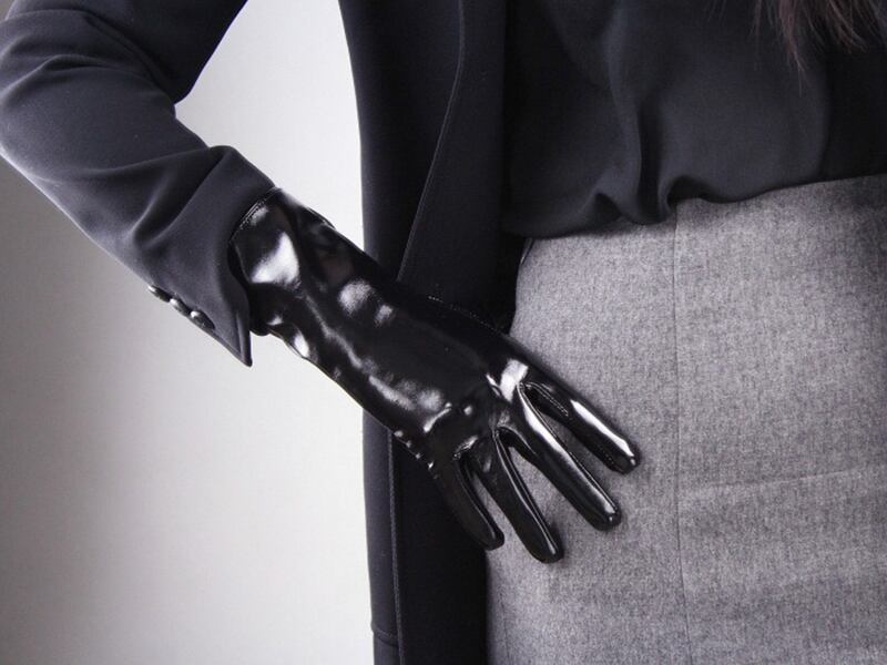 コスプレアイテム 撮影用アイテム ブラック エナメルレザーグローブ