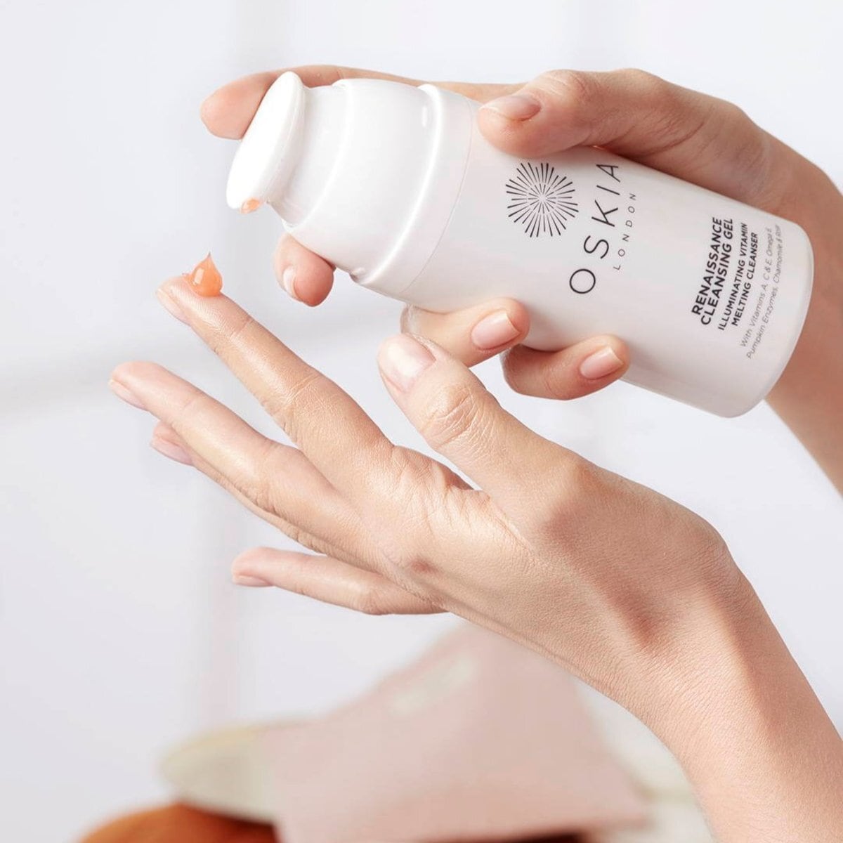 ルネサンス クレンジングジェル（100mL） | OSKIA ｜オスキア 公式