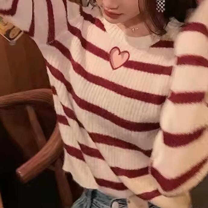 heart cutting border knit