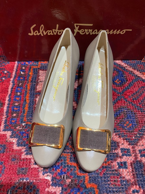 .Salvatore Ferragamo GRECA LOGO LEATHER  PUMPS MADE IN ITALY/サルヴァトーレフェラガモロゴレザーパンプス 2000000050119