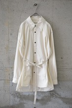White shirt with stitching