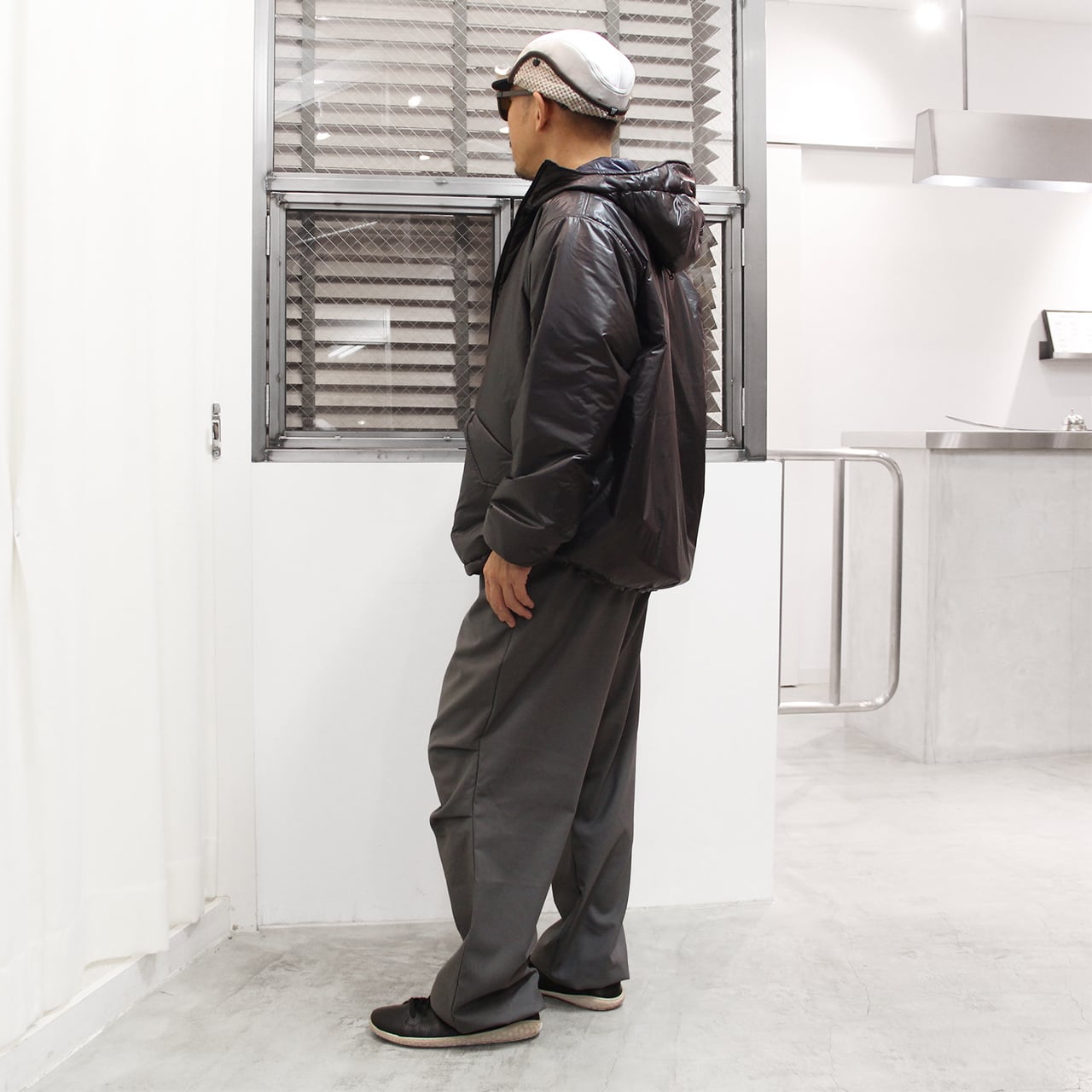 BROWN by 2-tacs B34-J001 