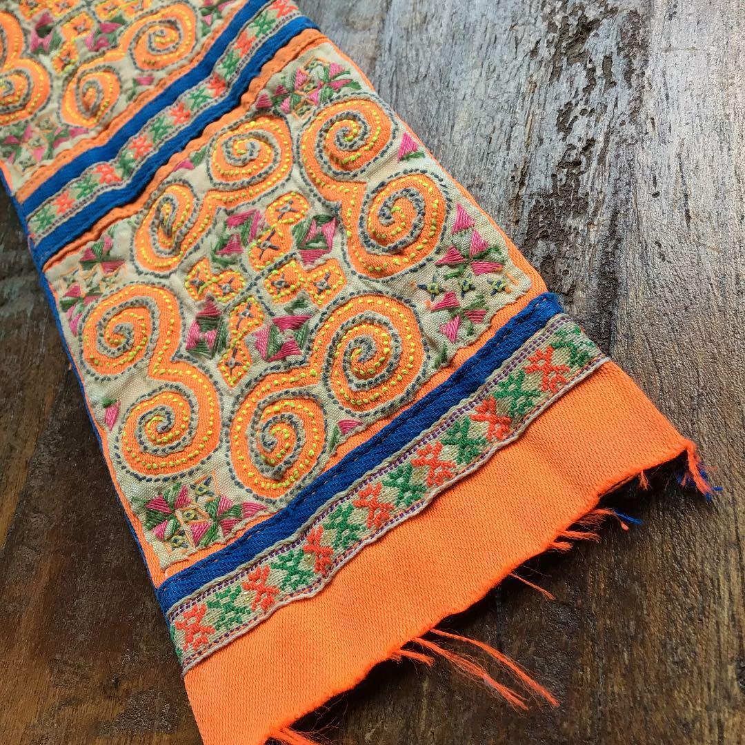 ミャオ族 モン族 民族衣装 古布 手刺繍 d 大人のエスニック cozyhana