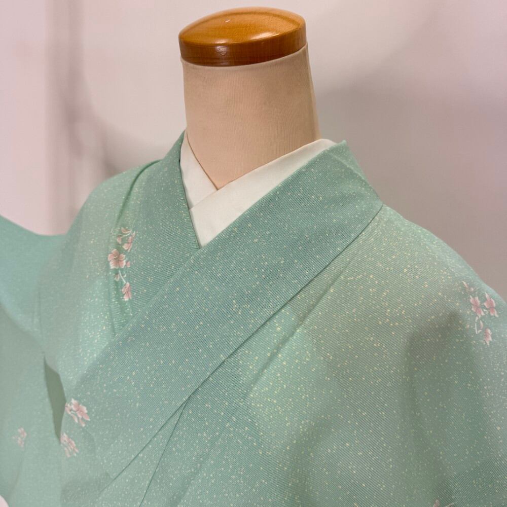 小紋 夏 絽 夏用 幅広 大きい 洗える着物 裄67cm 身丈160cm 花柄 お洒落着 普段着 ポリエステル 緑 美品 L サイズ 6148