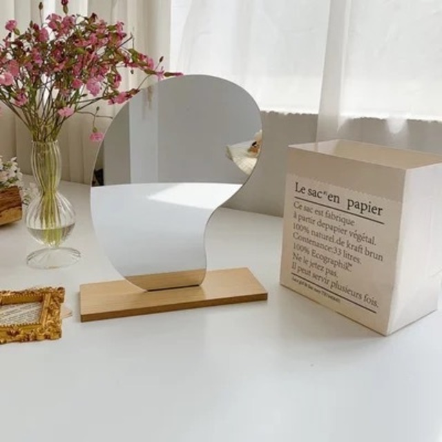 送料無料 即納 ビーンズスタンドミラー ビーンズミラー 韓国雑貨 ミラー 鏡 卓上 卓上ミラー おしゃれ アンティーク 木製 ウェーブ 曲線 インテリア スタンド 立てかけ 韓国 韓国インテリア Picomarco