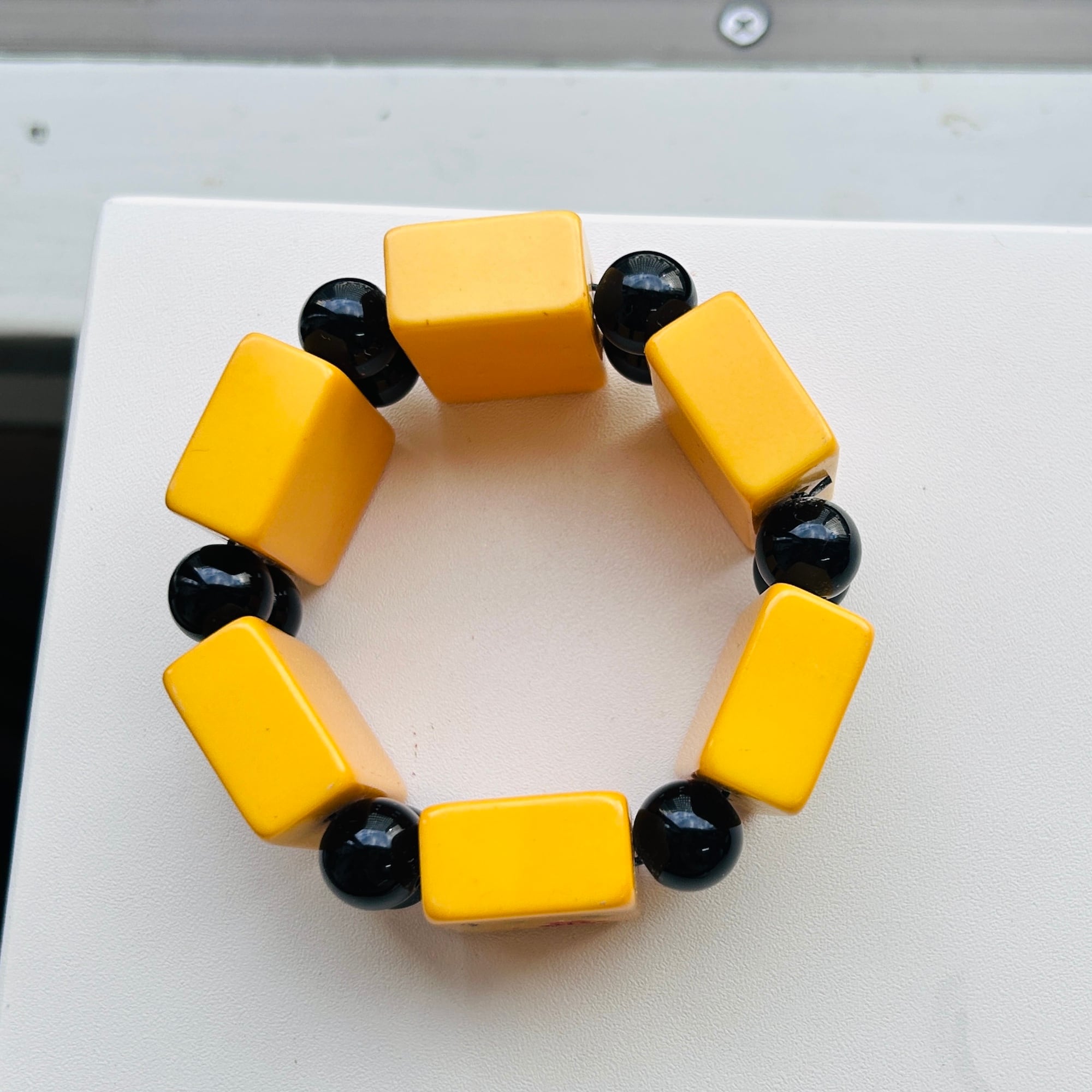 BAKELITE 麻雀牌ストレッチブレスレット | Milo Antiques & Vintage