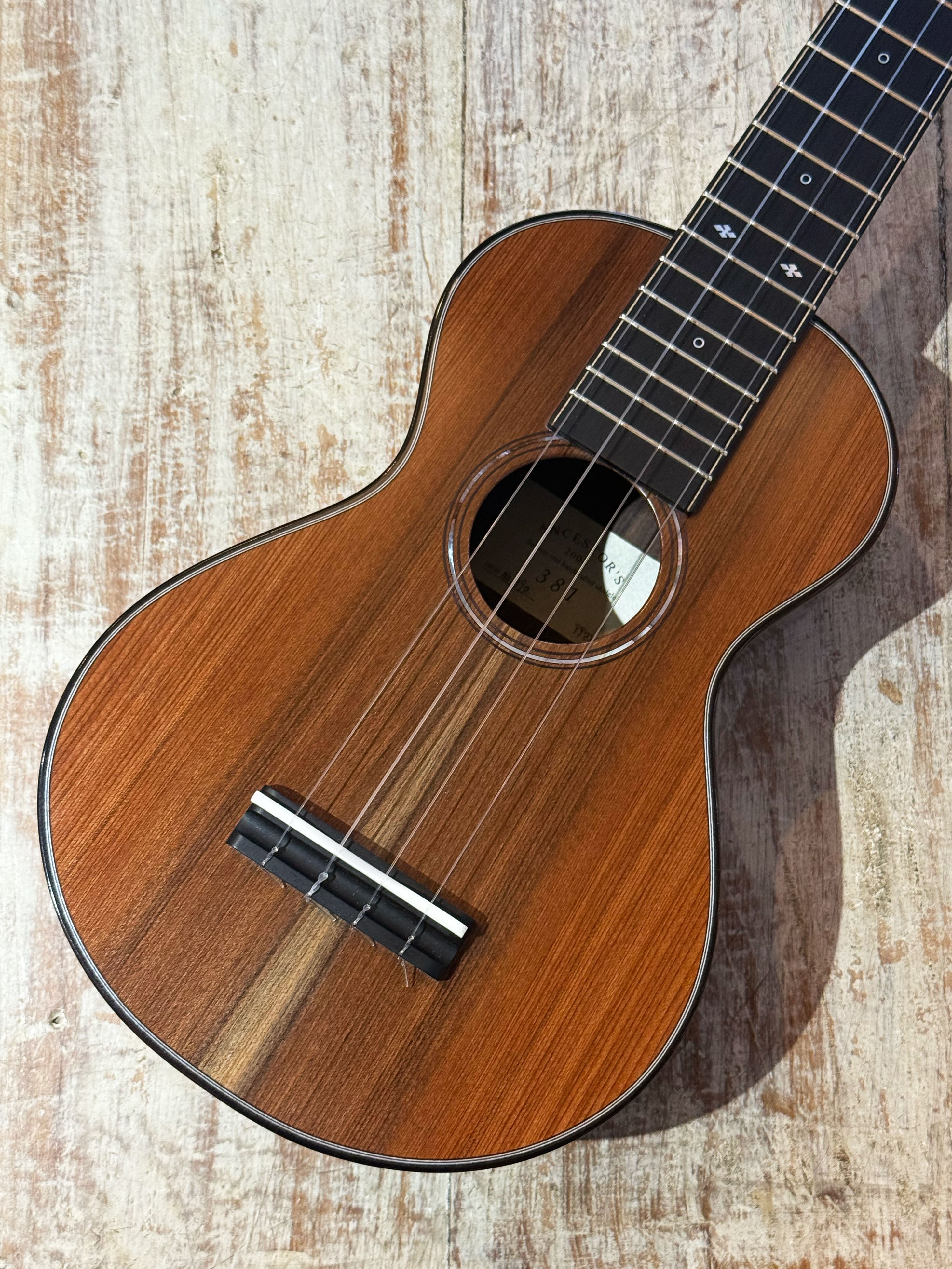 Ancestor's Ukulele アンセスターズウクレレ ソプラノ PP381CM Type3