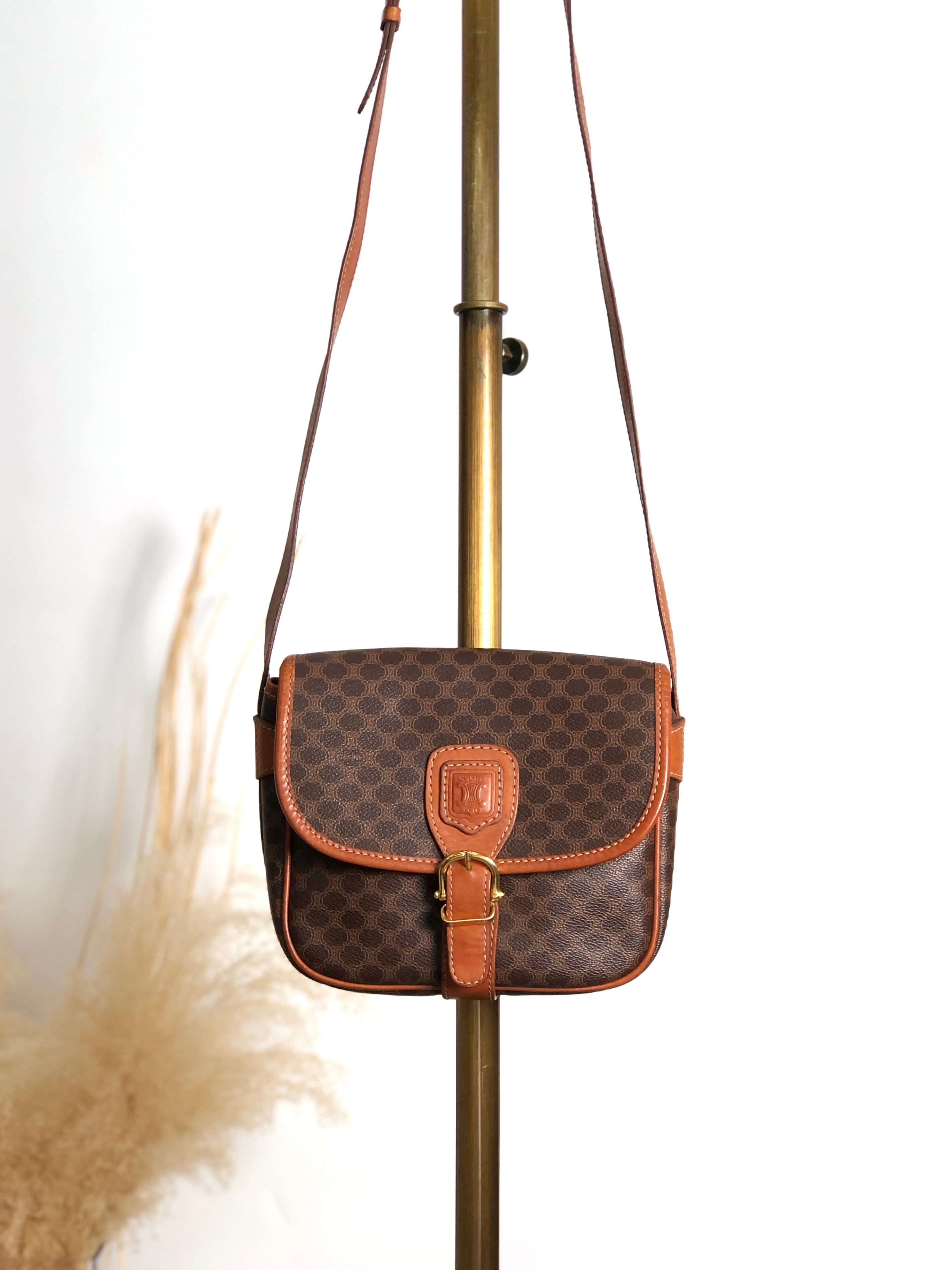 CELINE セリーヌ マカダム ショルダーバッグ ブラウン ブラゾン型押し フロントバックル PVC レザー vintage ヴィンテージ オールド v3jfnr