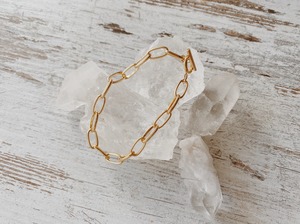 Gold chain bracelet