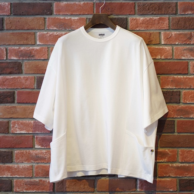 is-ness (イズネス) "SWITCHING MOSS STITCH T-SHIRT" -WHITE-