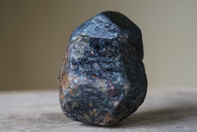 アルマンディン・ガーネット② Almandine Garnet Twin 180g