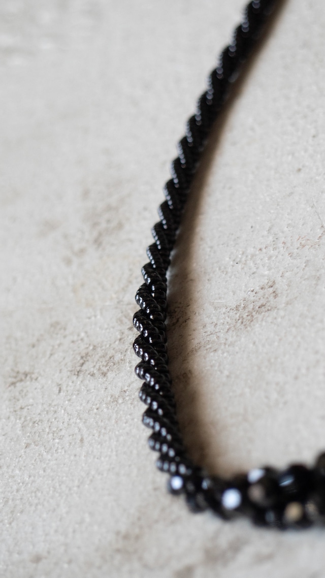 unknown used Black Spinel necklace