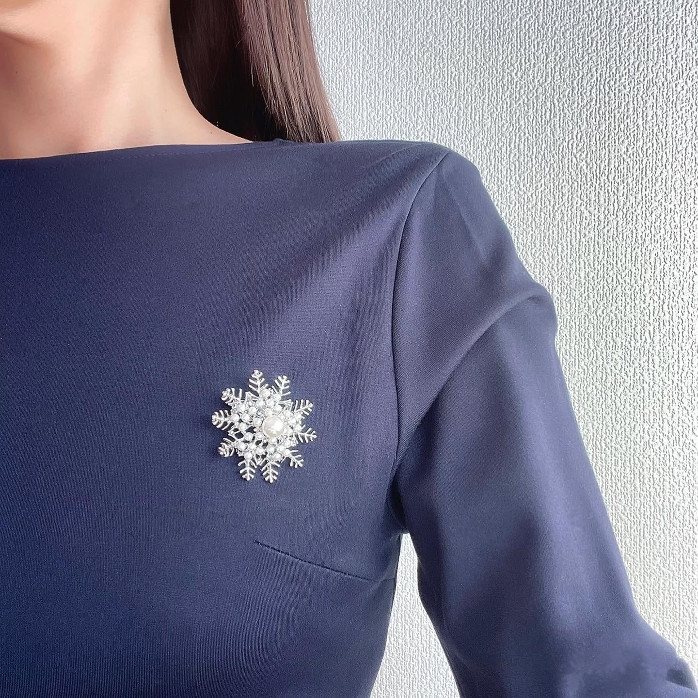 Crystal brooch 】雪の結晶ブローチ | suerte