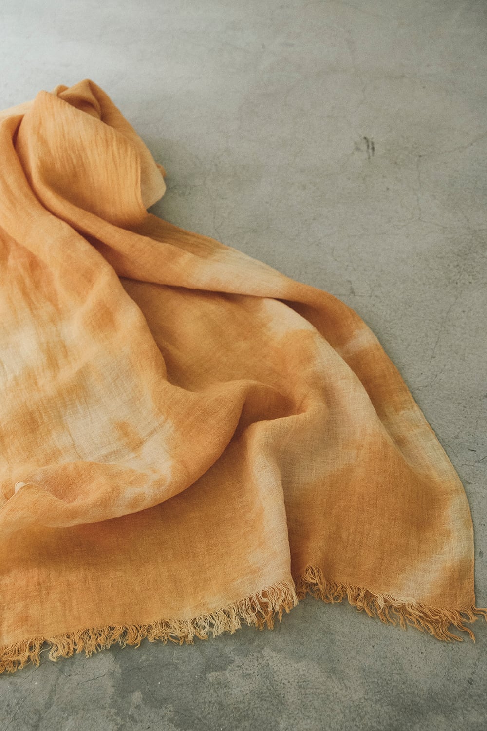 Soil-dyed Linen middle scarf SCARF 002-3