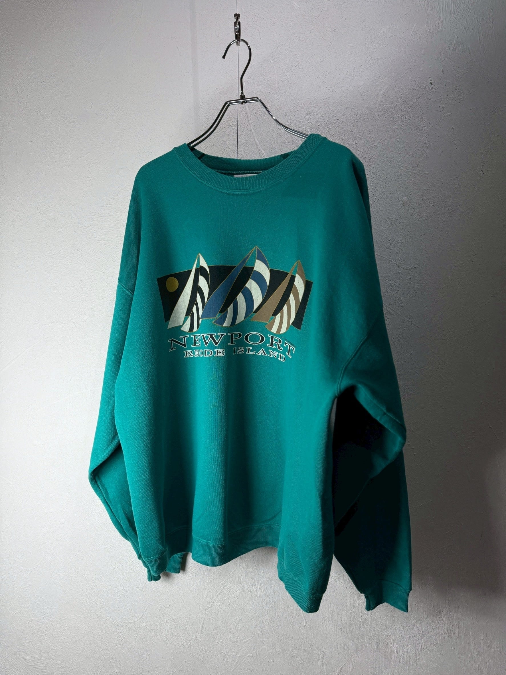 90’s USA “Newport Sail Art” sweat shirt