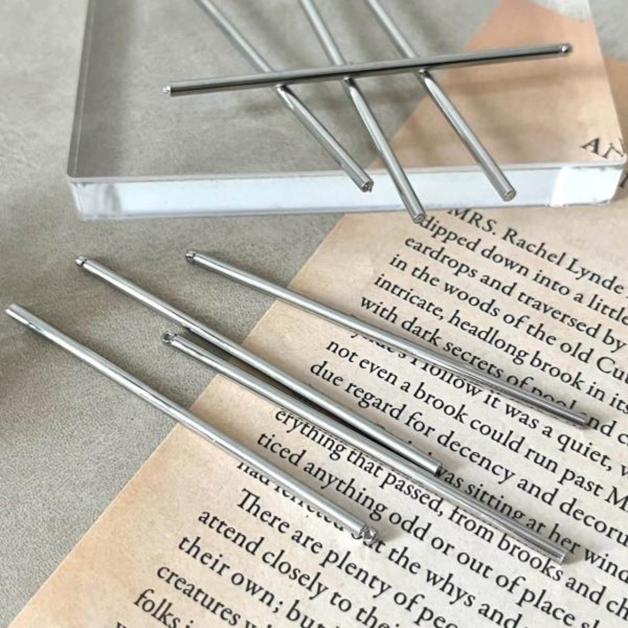 【4pcs】60mmスティックロジウムロングチャーム