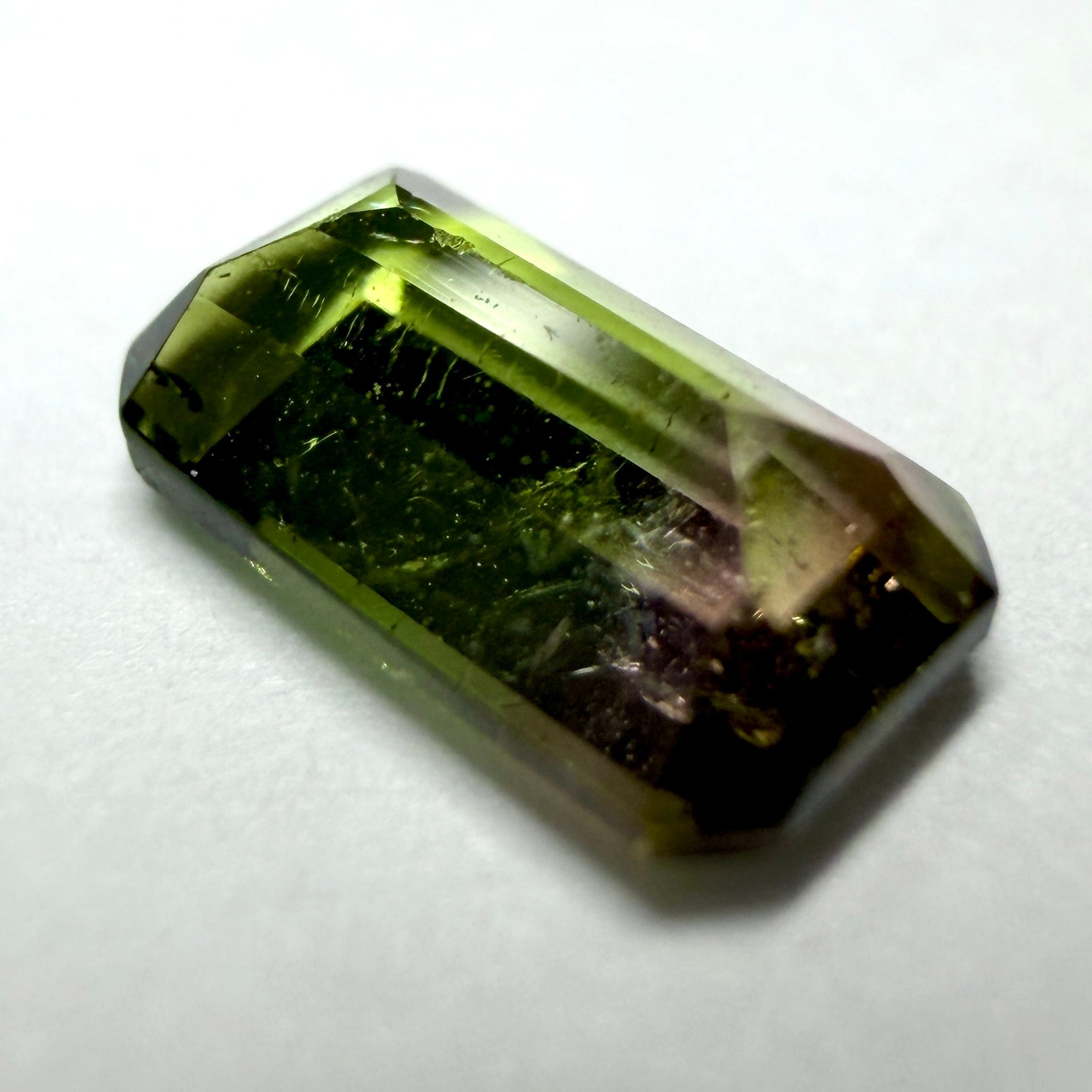 A594 天然バイカラートルマリン 0.795ct | Petal Gem