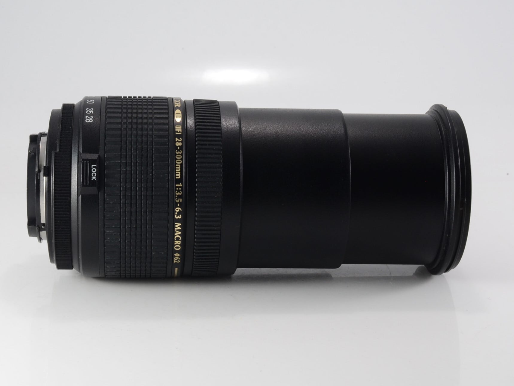 TAMRON AF ASPHERICAL XR LD IF 28-300mm F3.5-6.3 MACRO ニコンF