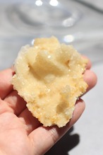 イエロースティルバイト「幸せの香」Yellow Stilbite  ◇ 天然石・鉱物・パワーストーン・原石 | st00333