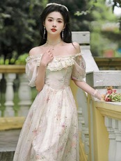 【0037】Flower Lace Off Shoulder Short Sleeve Dress