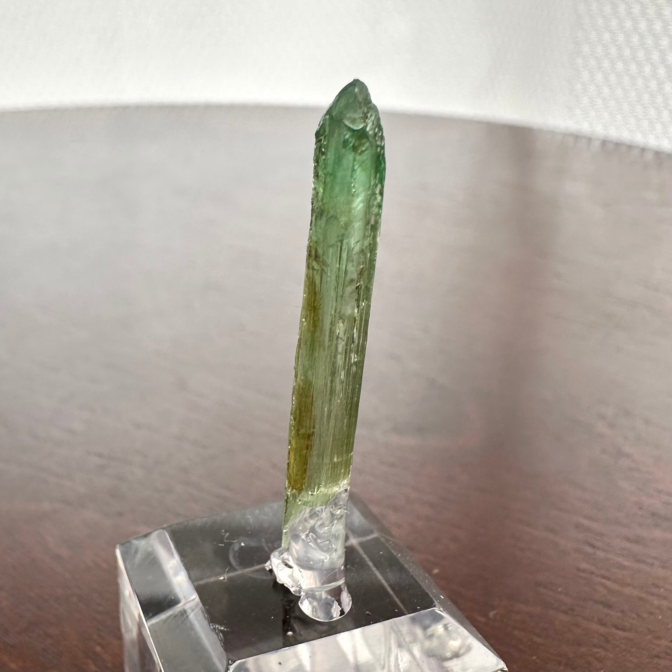 ヒデナイト【Hiddenite】アメリカ産 | PEANUTS MINERALS