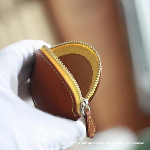 ふっくらしたコインケース "Luna" ・コニャック×イエロー