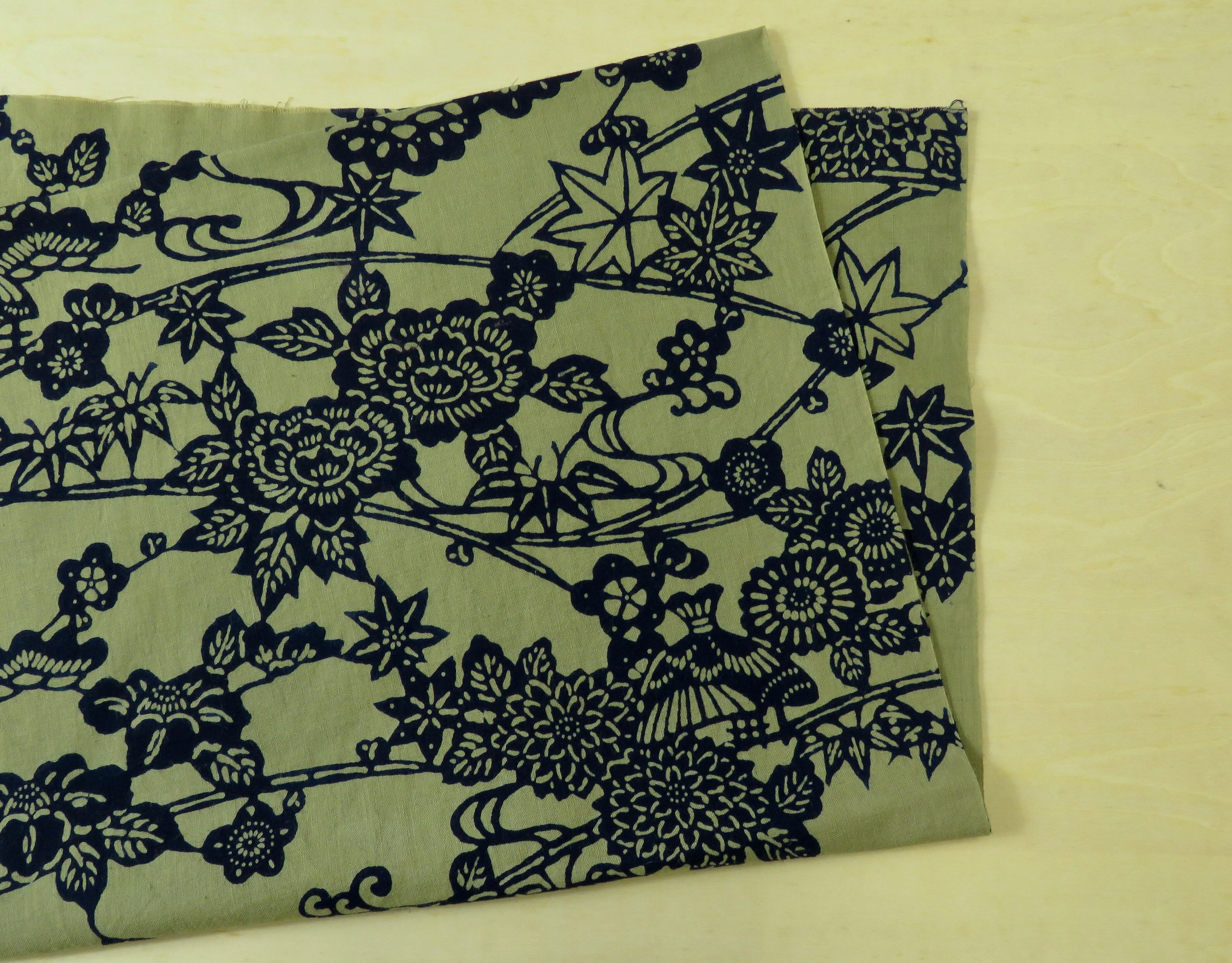 遠州浴衣 ネッカチーフ 花柄 亜麻(あまいろ)色