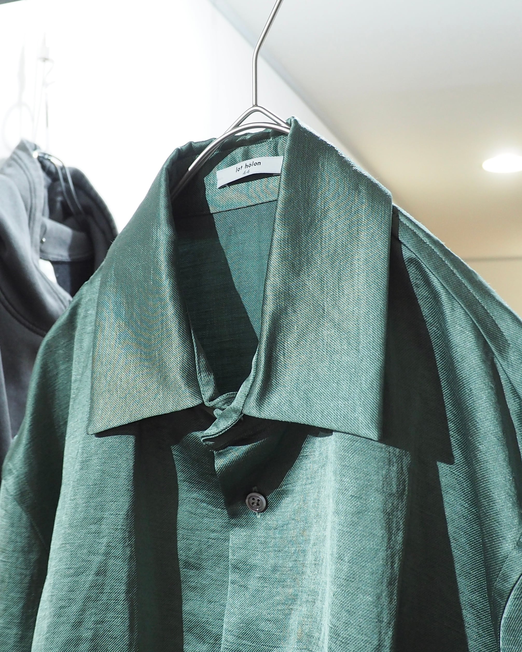 " lot holon " Shiny green color satin combination shirt jacket