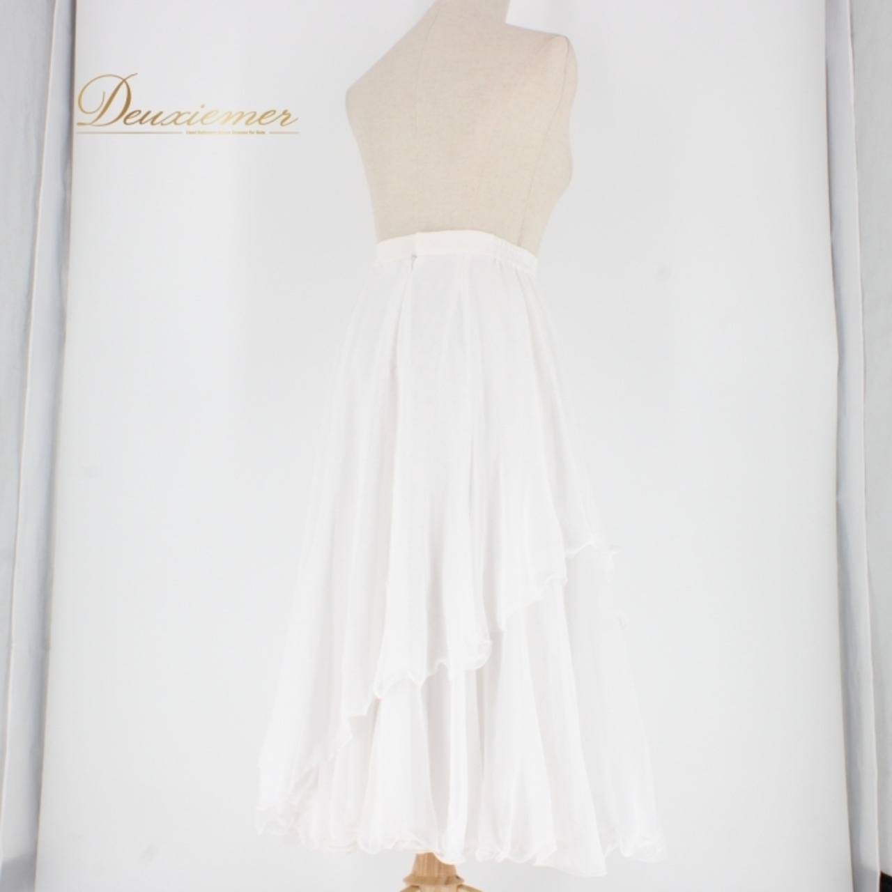 社交ダンス 衣装 スタンダード スカート レッスンウェア レディース 練習着 SEKINE セキネ 白 ホワイト系 無地 シンプル フォーマル ふんわり 可愛い トレーニング ダンス 発表会 ステージ用 おしゃれ 薄手 動きやすい 上品 優雅 レディースファッション エレガント 装飾なし パーティー用 おすすめ 日本製 スポーツウェア 伸縮性 練習用 コスチューム 透け感 柔らか素材 清楚