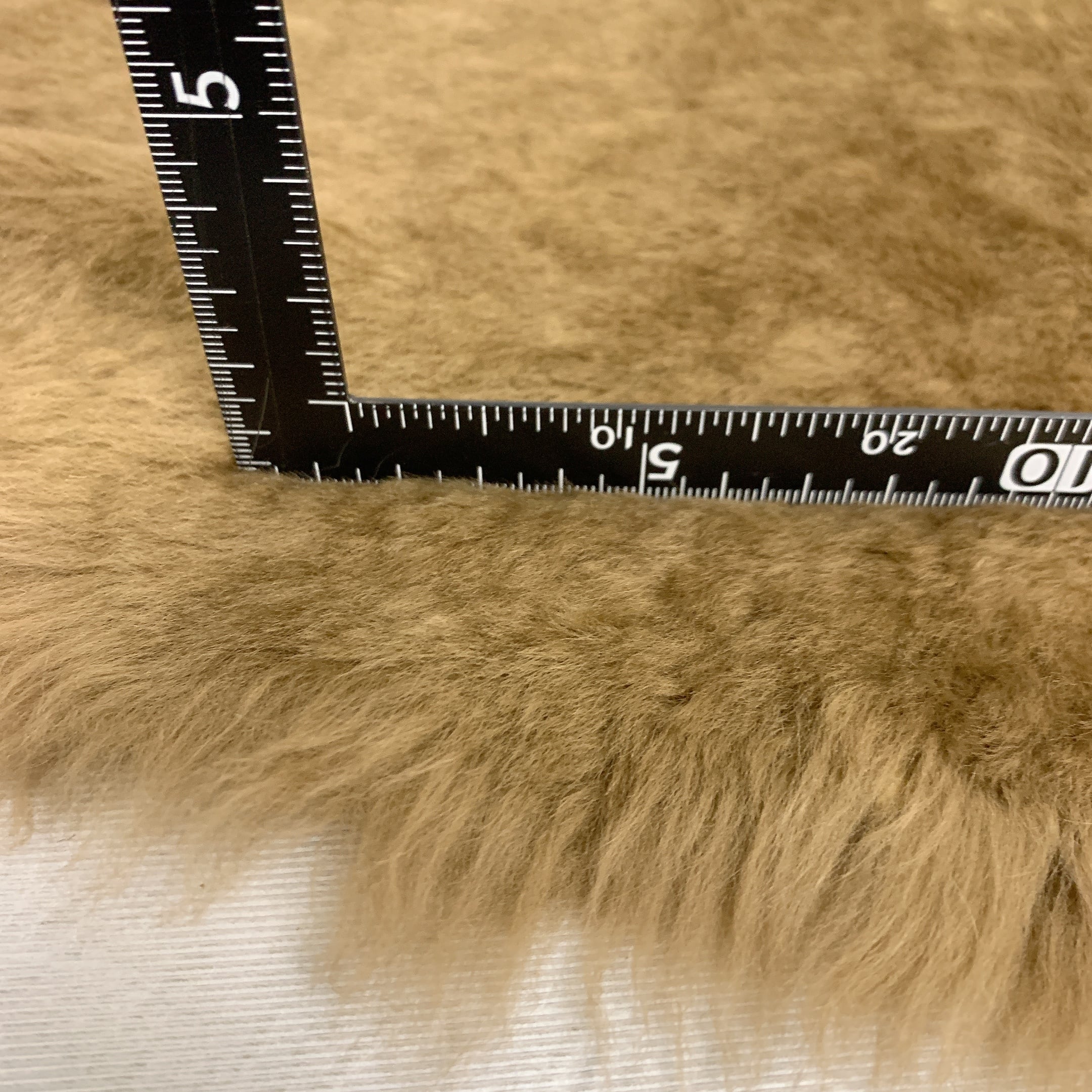 ムートン 羊の毛皮 M3-007 | and leather 【初心者～中級者のための革