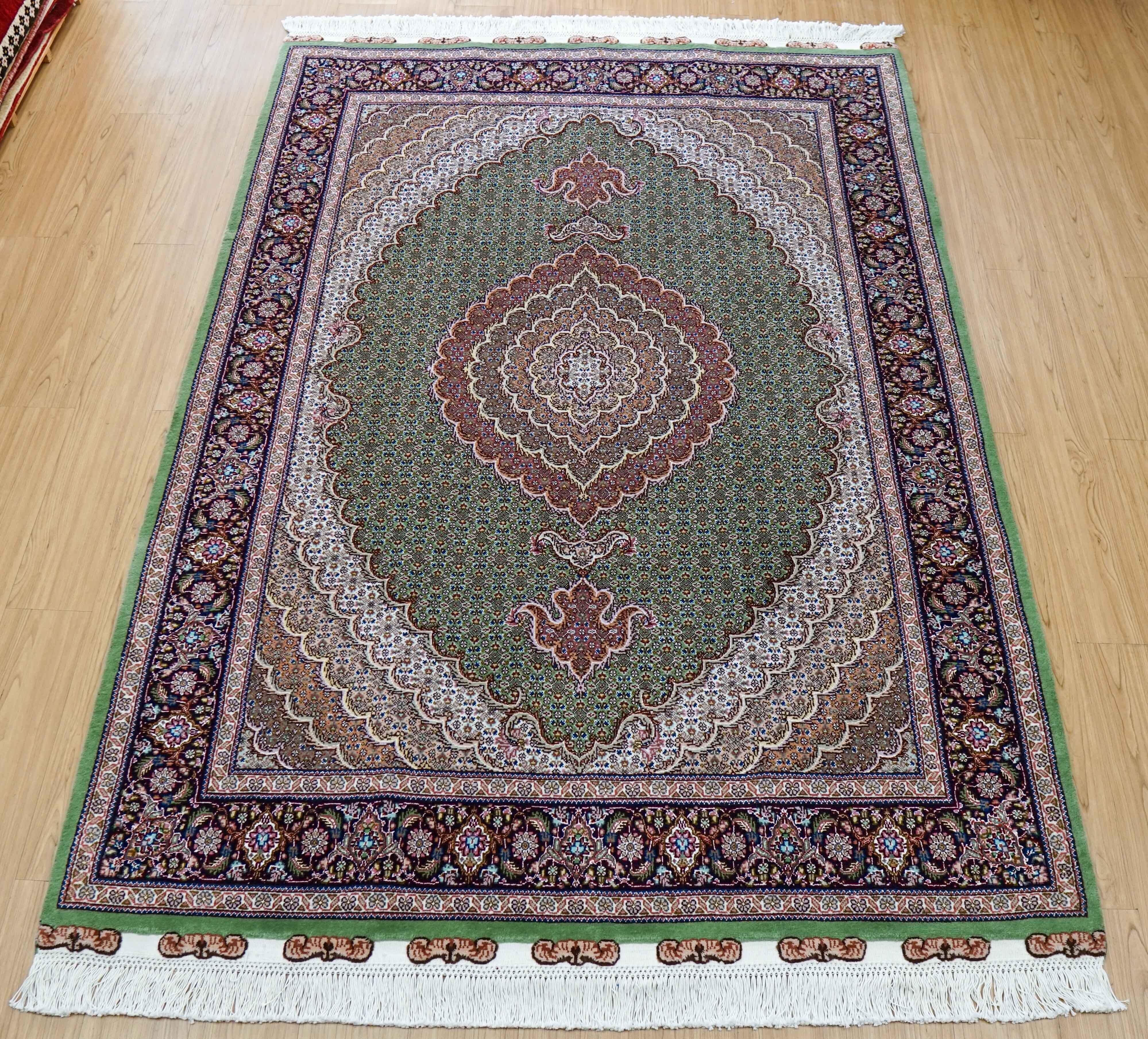 255×205cm パキスタン手織り絨毯 | Decorworks