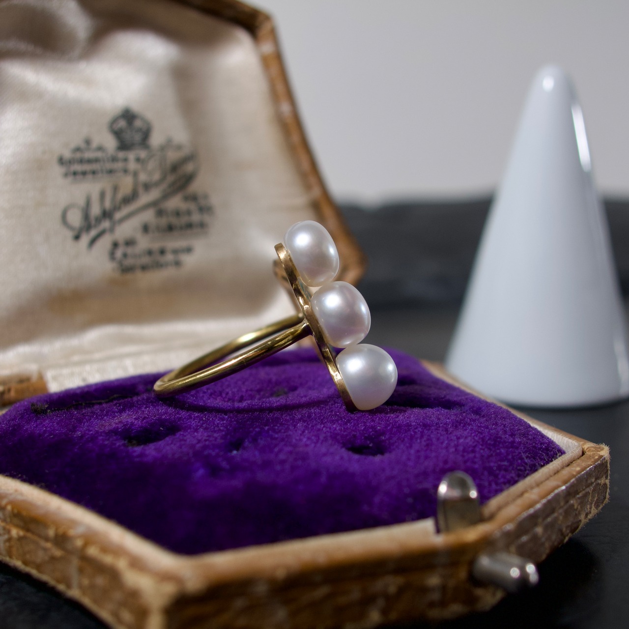 モモ・ホウセキ商会　No.98