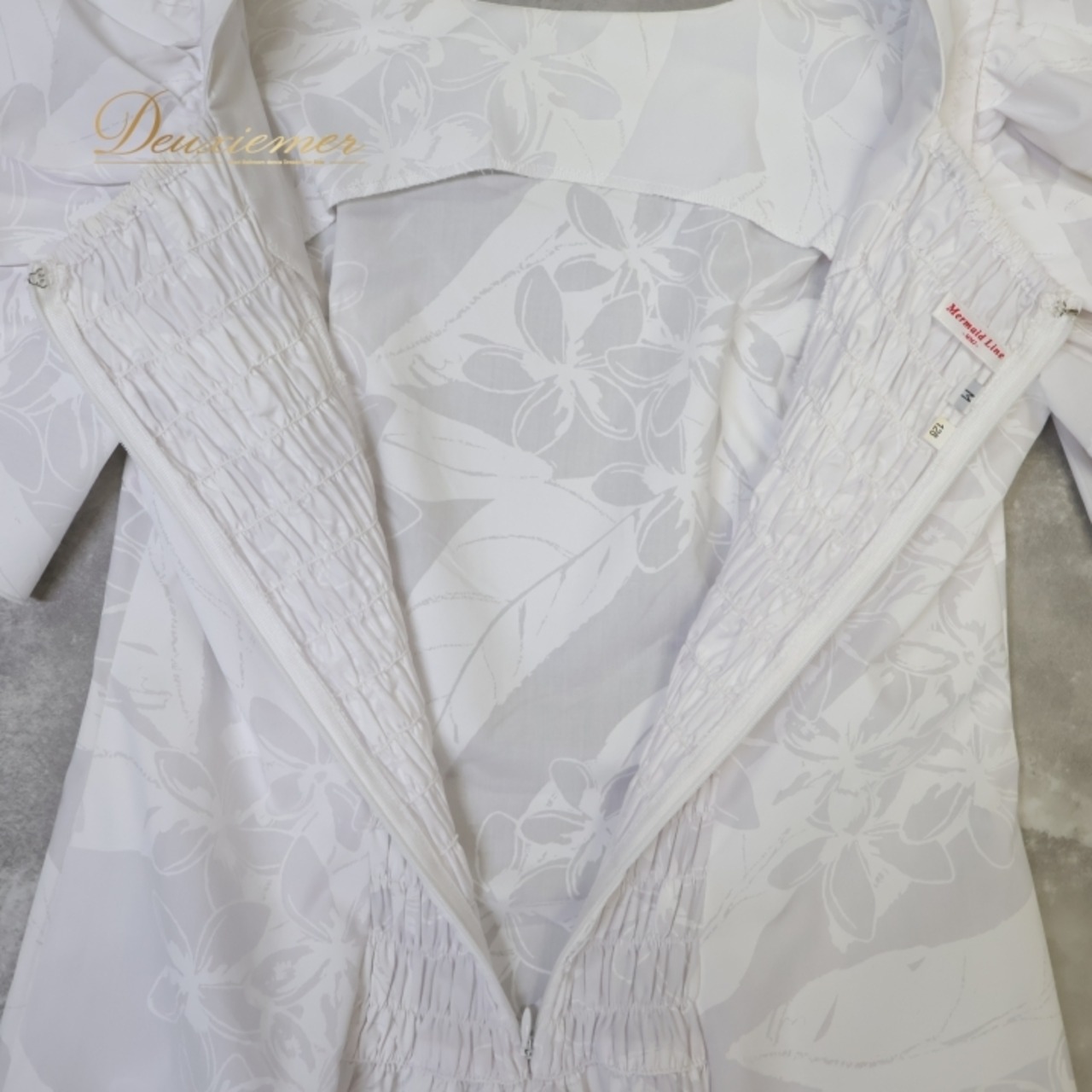 フラダンス 衣装 ワンピース ドレス マーメイドライン エムエムジェイ ホワイト系 MermaidLine MMJ ワンカラー 花柄 フリル ノースリーブ 2WAY 高級感 上品 華やか 綺麗 ハワイアン アロハ ハワイアンプリント フラ ダンス レッスン