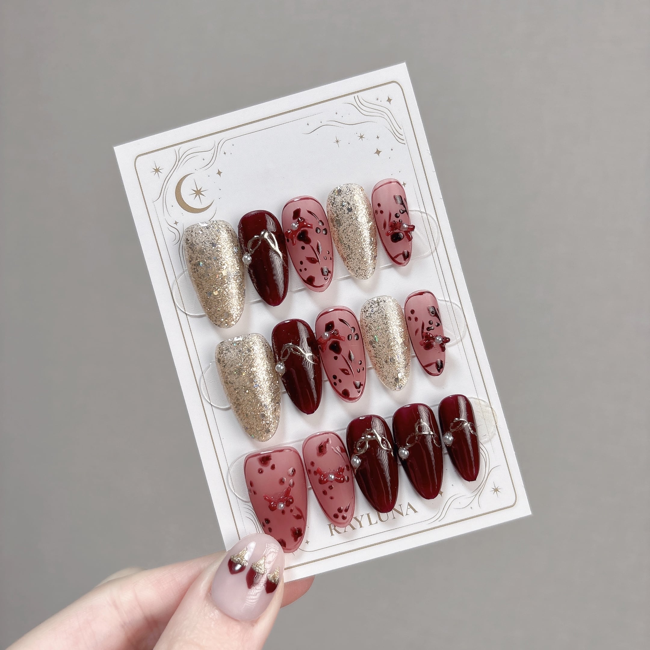 【#673】繰り返し使える【プレミアム】ネイルチップ15枚セット/ロング アーモンド/XY233