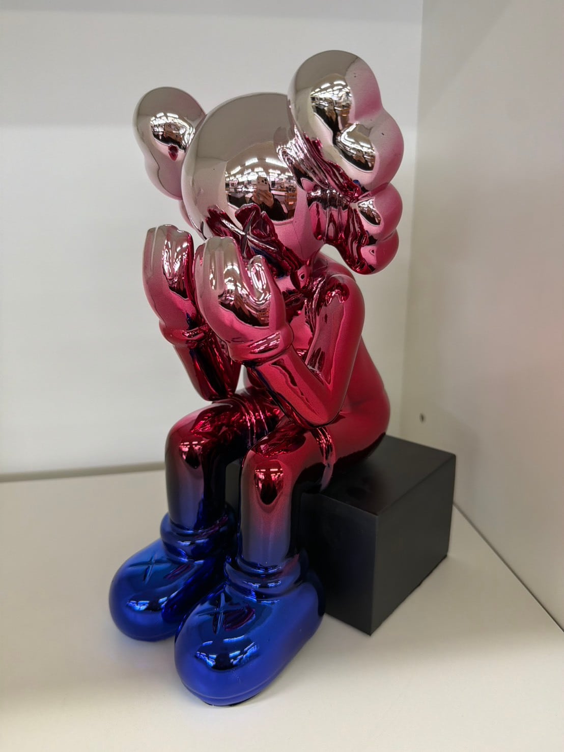 Bluetooth スピーカー　USB　ピンク　ワイヤレス　KAWS　カウズ Bluetooth スピーカー KAWS | 大橋家具店
