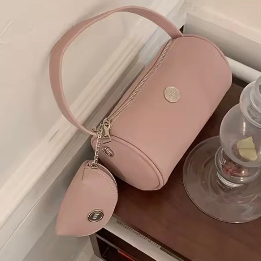 roll cake shoulder bag