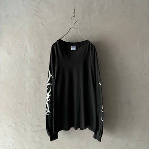 -BLACK CAT- 90's tribal print l/s T-shirt