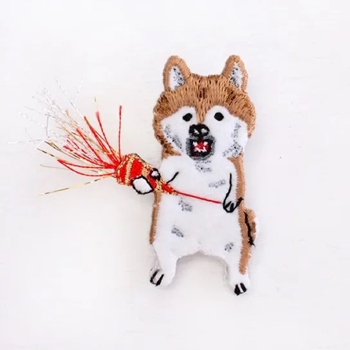 正規品　ポケファスブローチ　お祝い犬