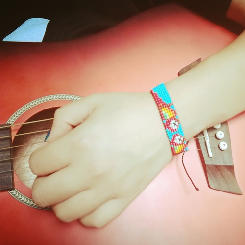 【１点のみ！】夏にぴったりコロンビア産のChakiritaブレスレット！