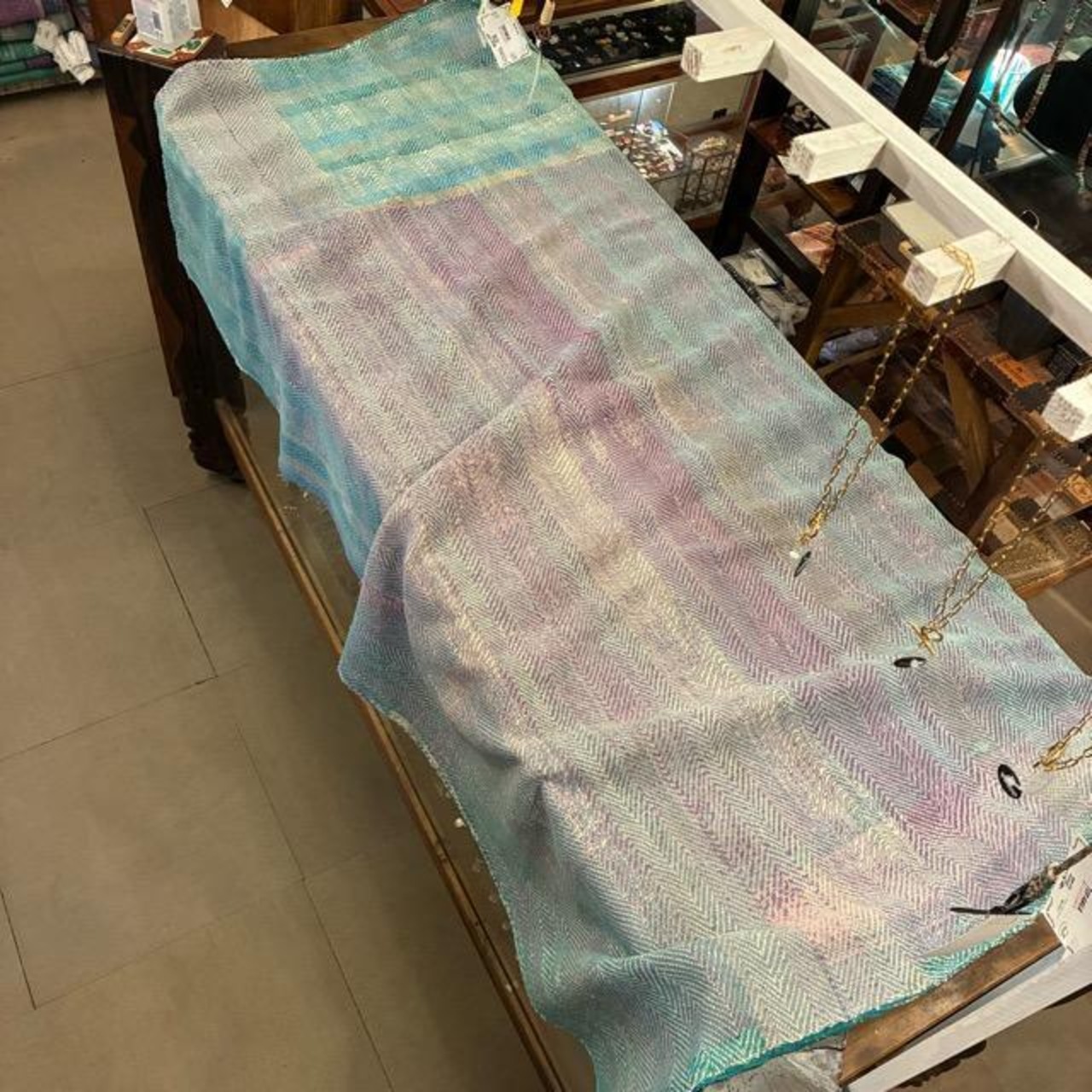 インド　ヴィンテージラリーキルト　40000-2　130×180cm　カンタ　ベッドカバー　ソファカバー　マルチカバー　ハンドメイド　１点もの　マルチ