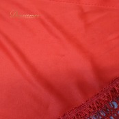 フラメンコ 衣装 シージョ ピキージョ レッド系 赤 刺繍 花柄 フレコ フリンジ トライアングル ダンス パーティ 発表会 スカーフ フラメンコ用品 衣装小物 ステージ衣装 差し色 華やか 柄物 花刺繍 ダンス衣装 舞台衣装 かわいい