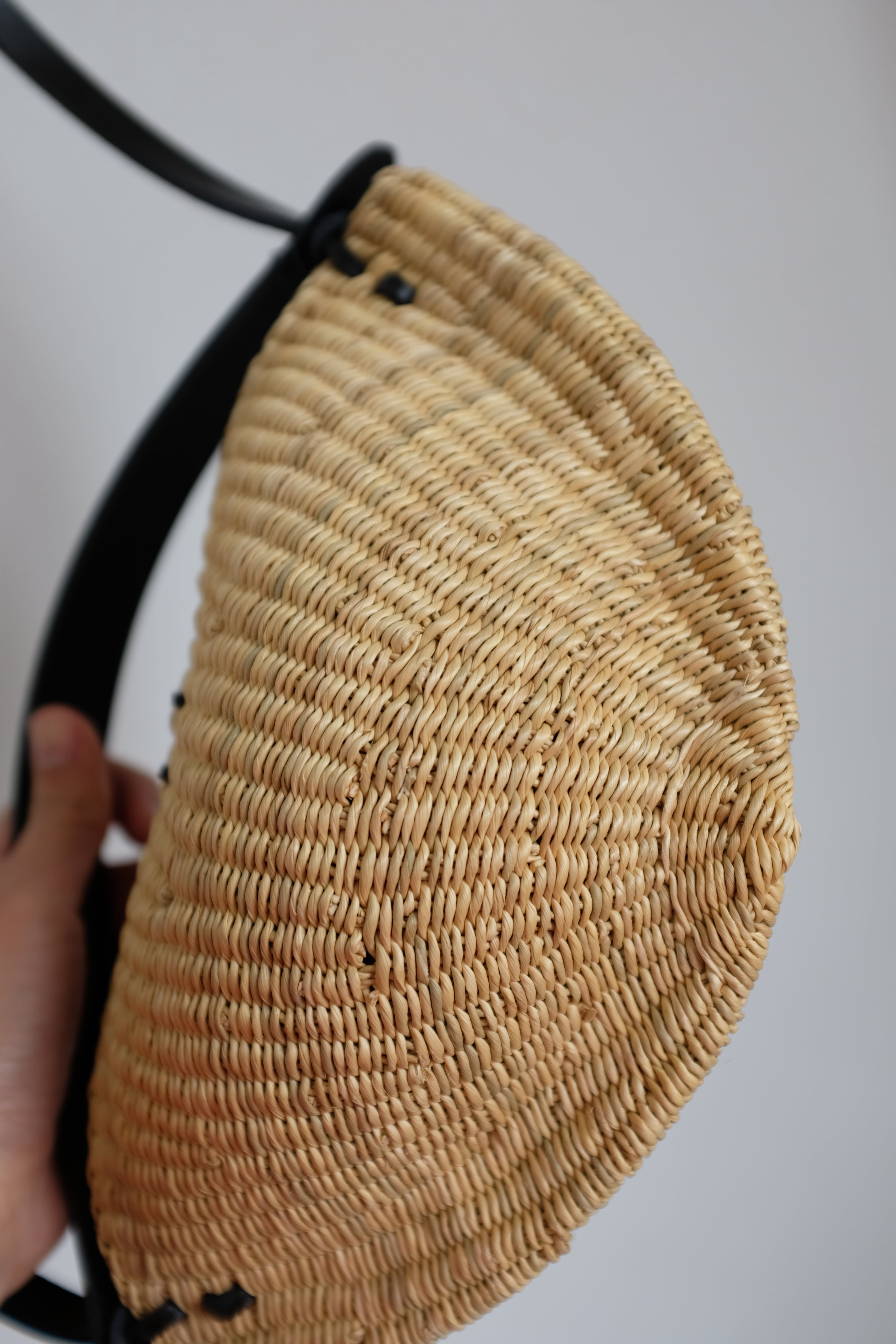 Ines Bressand]N.33S SMALL WALNUT SHOULDER BAG | YES-姫路の美容院と