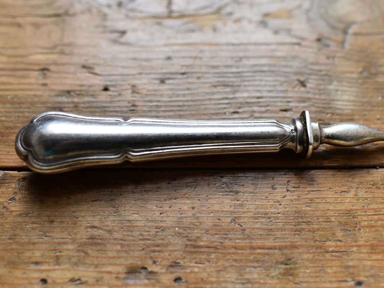 装飾が素敵なケーキサーバー フレンチブロカント